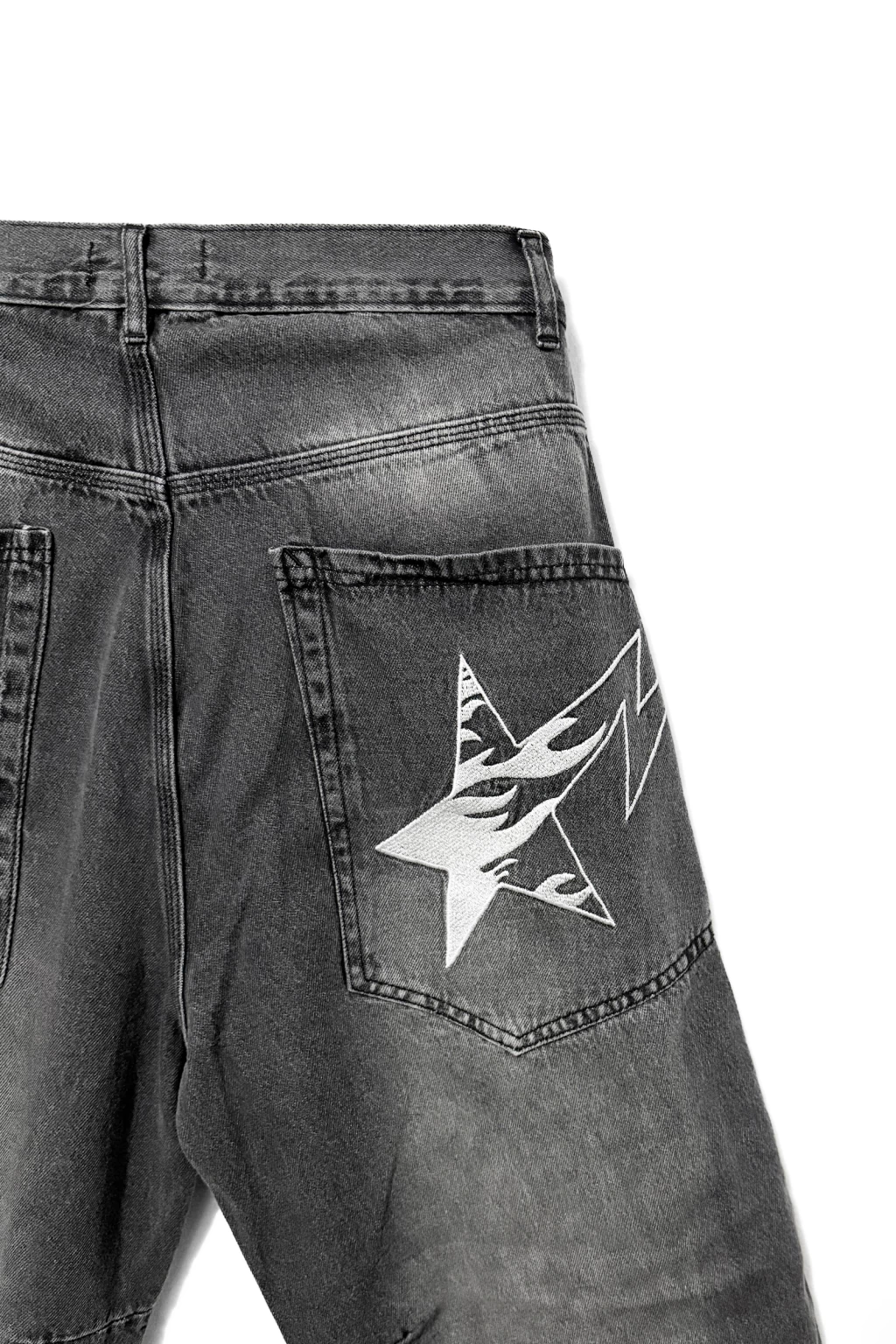 KENDRI - JEANS BAGGY BORDADO ESTRELLA