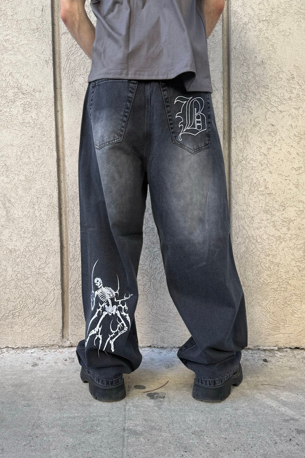 SKULL 2.0 - JEAN BAGGY BORDADO