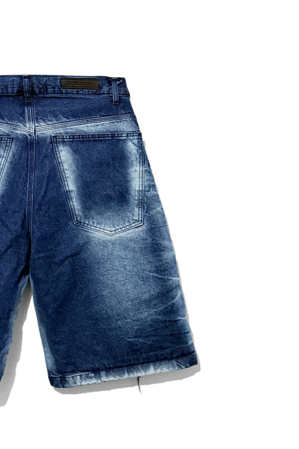 4 FLAMA - BERMUDA JORT