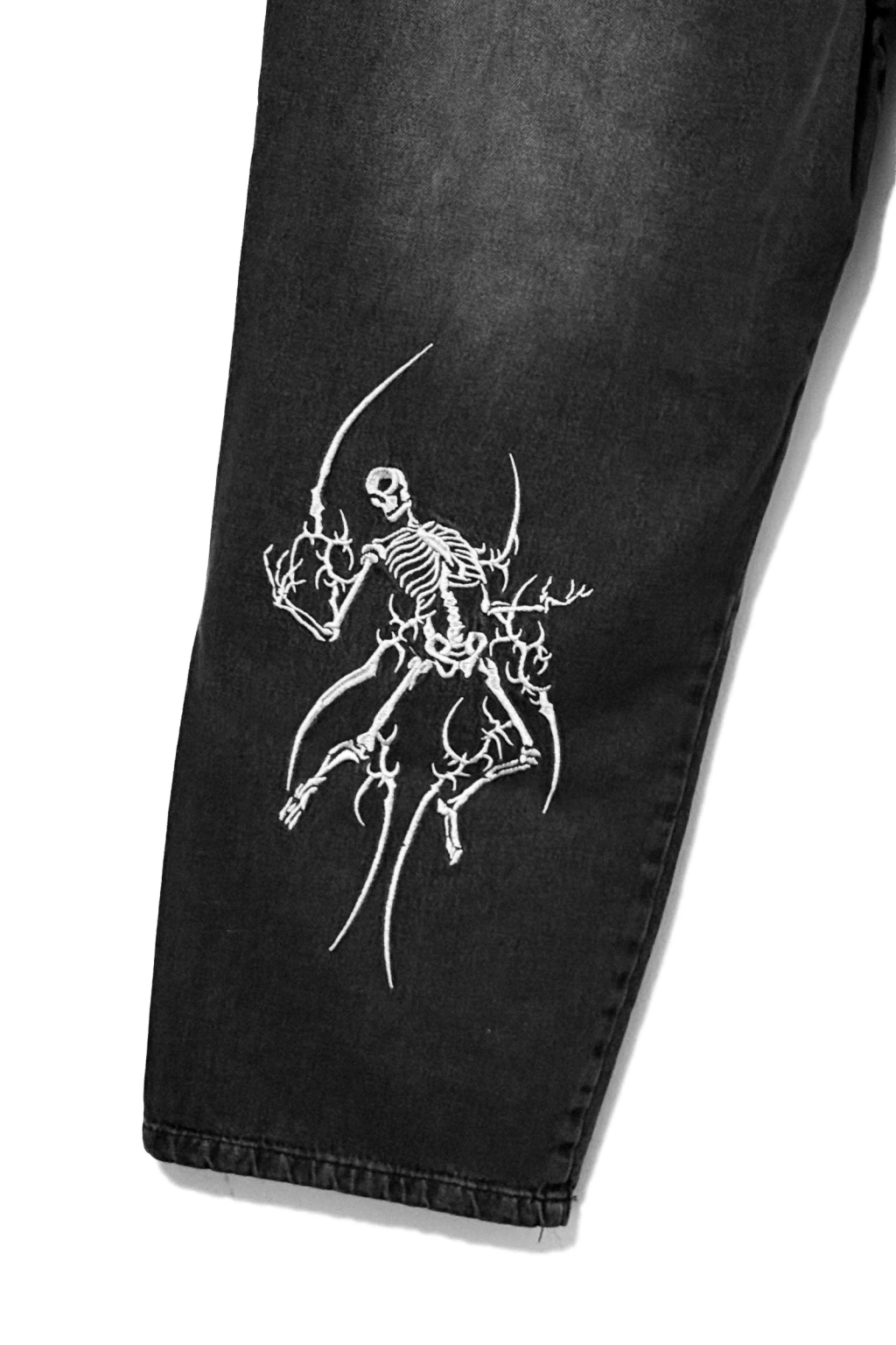 CRANIUM - BAGGY JEAN BORDADO