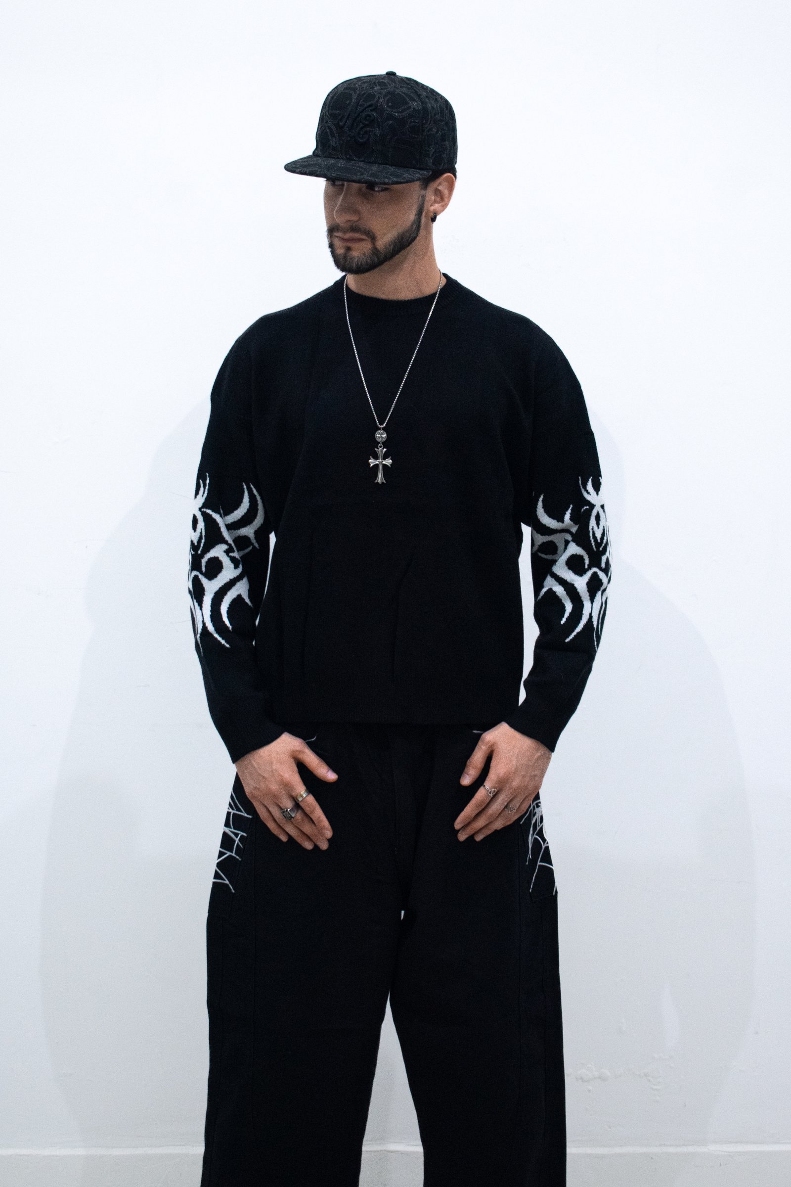 TRIBAL - SWEATER