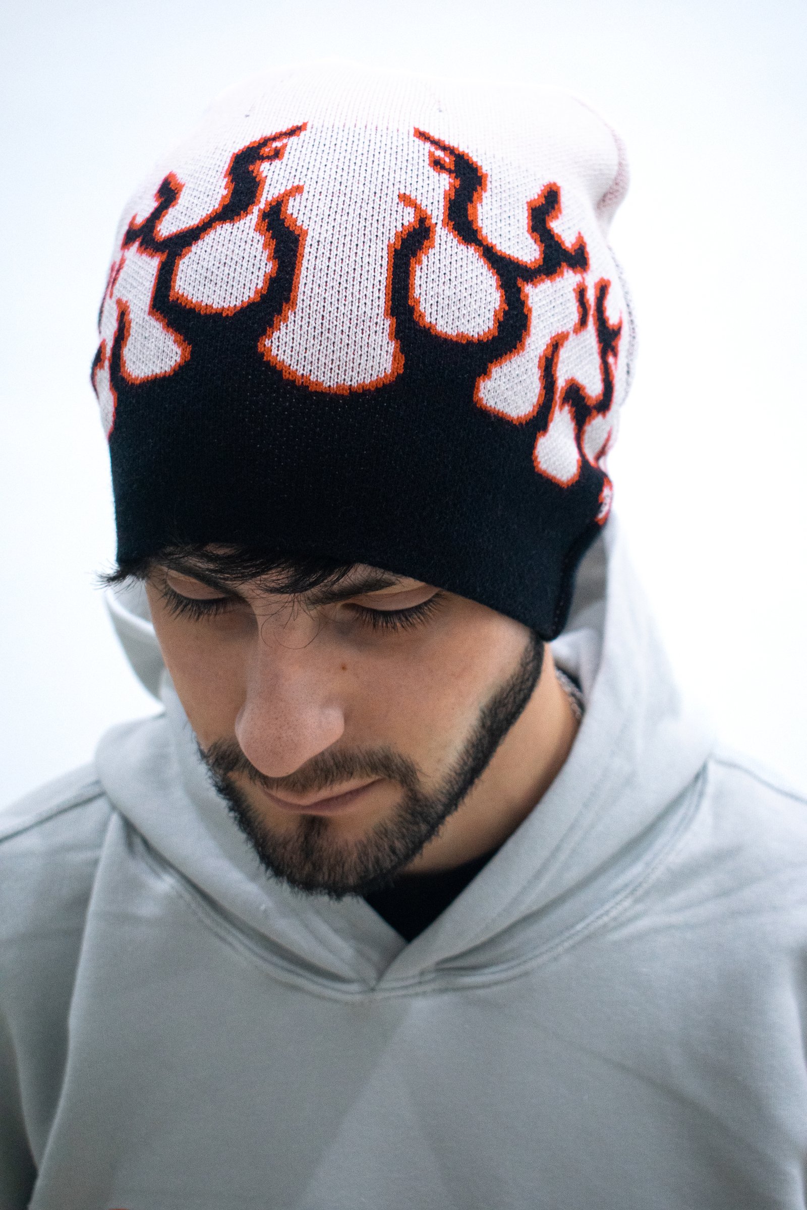 FIRE NEGRO - ROSA / GORRO