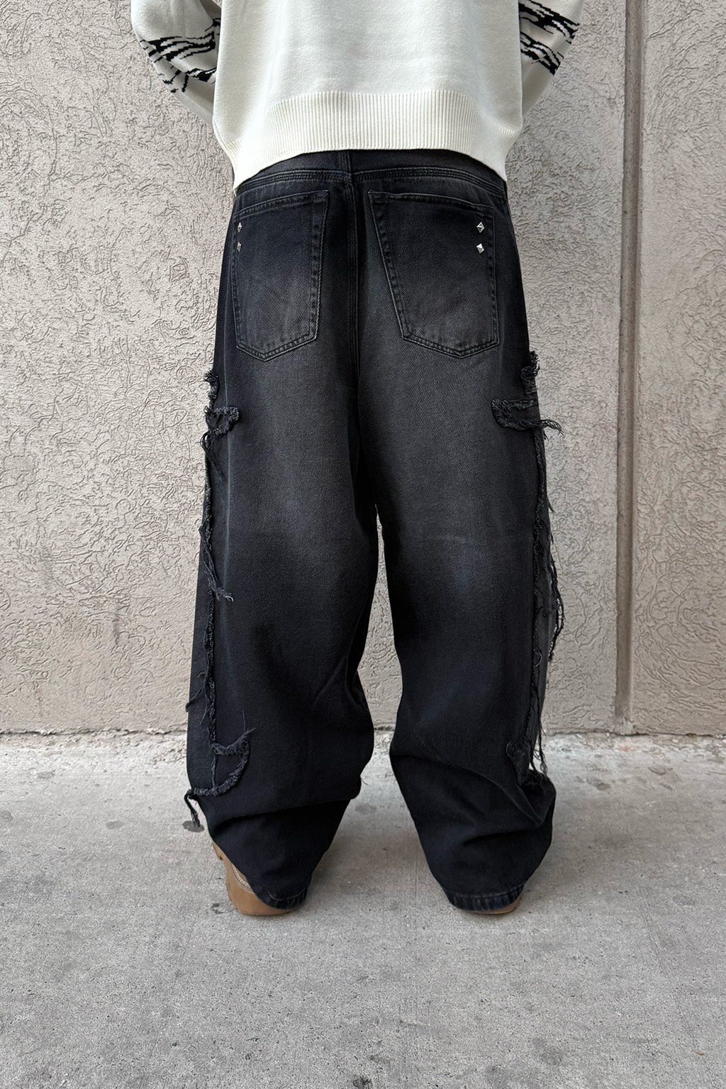 VALLEY - BAGGY JEAN CON APLIQUE