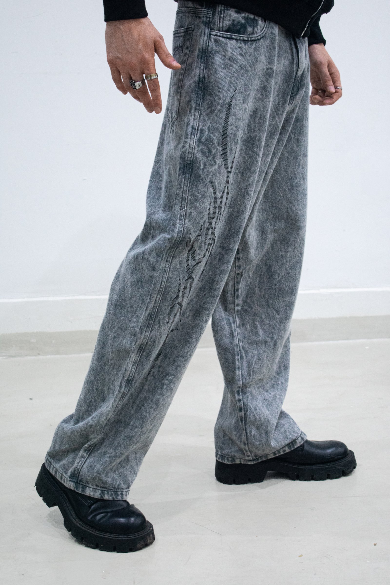 INVI - BAGGY CON STRASS