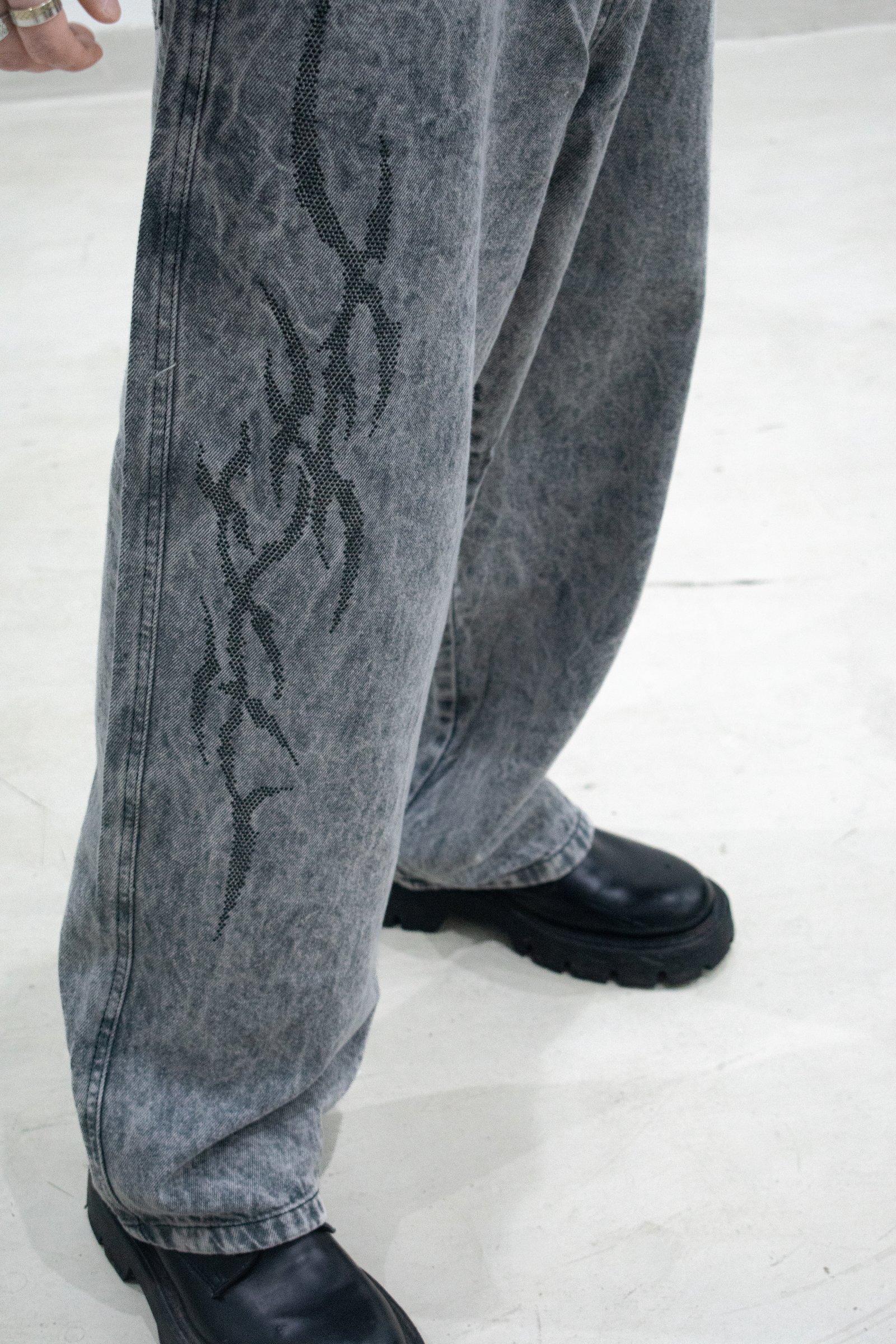 INVI - BAGGY CON STRASS