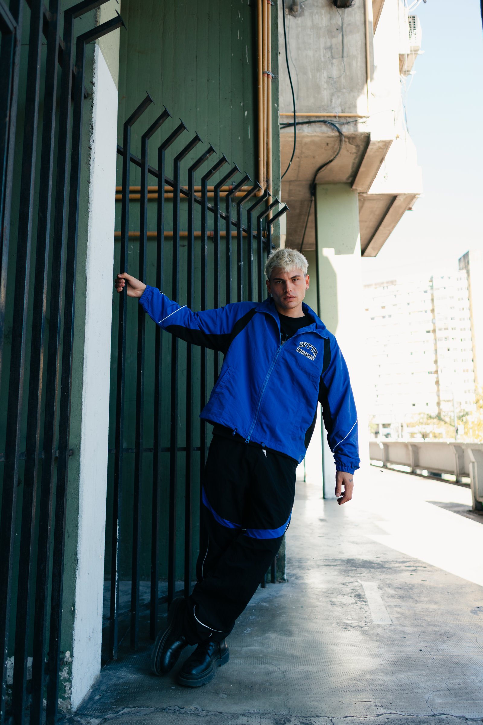 WLI-5-2- TRACK PANTS BASIC