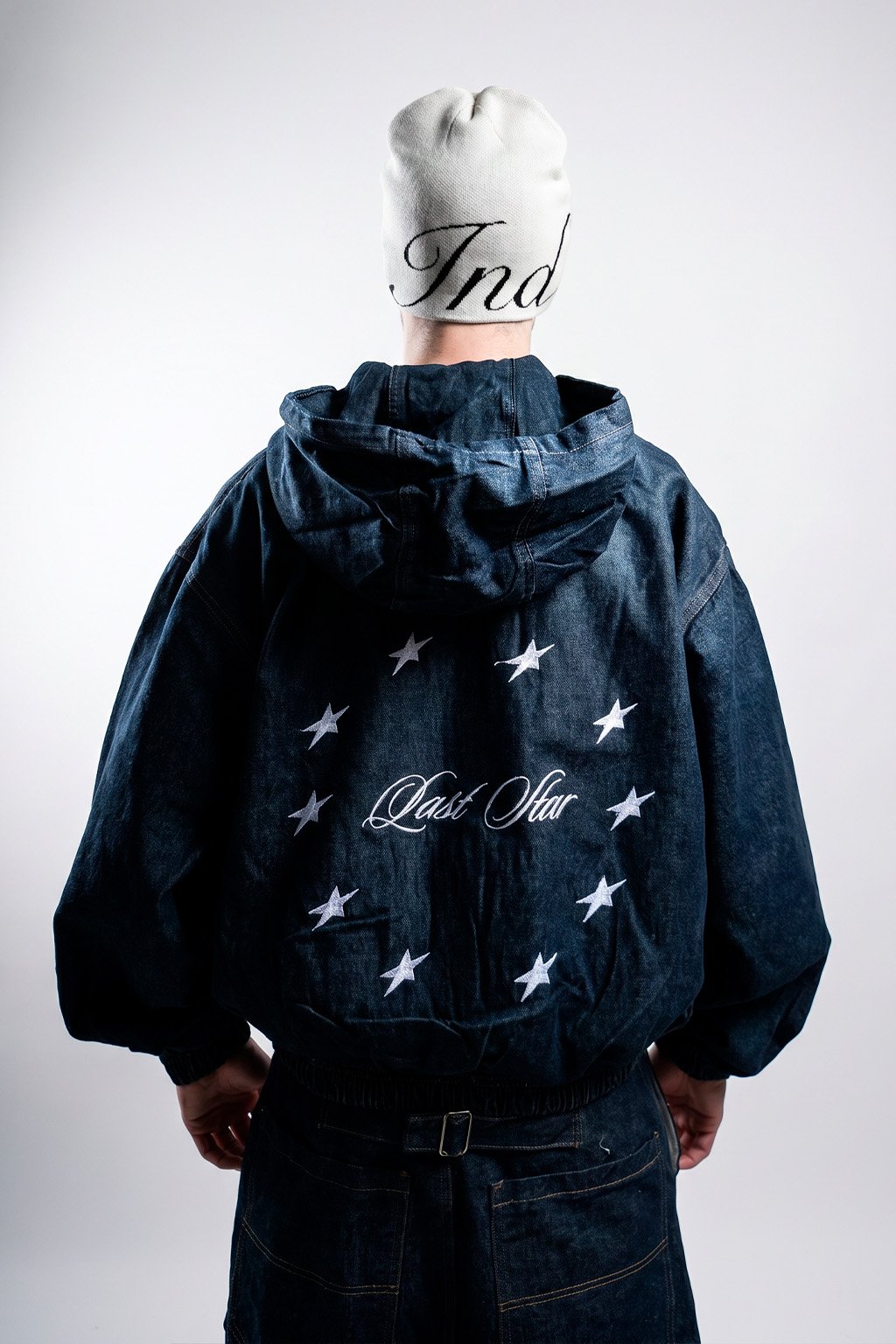 ZIP HOODIE FIRST atras (1) FIRST - CAMPERA BORDADA