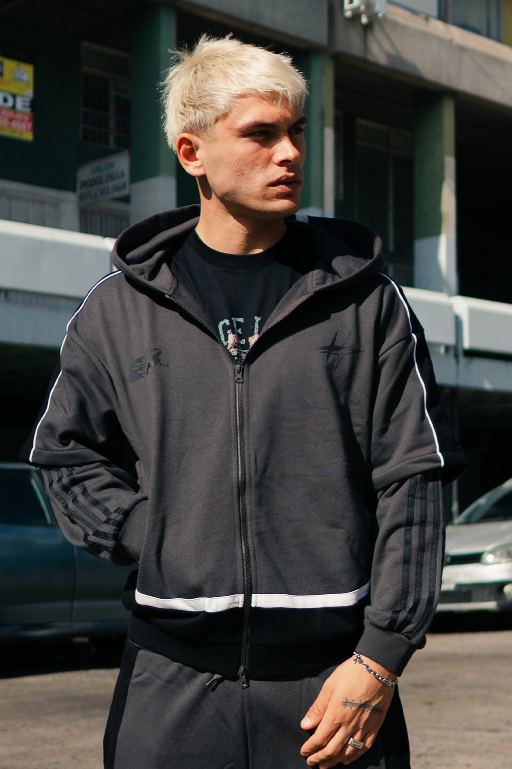 ZIP KICK GRIS ADELANTE WLI-6-1- TRACK JACKET RIVER