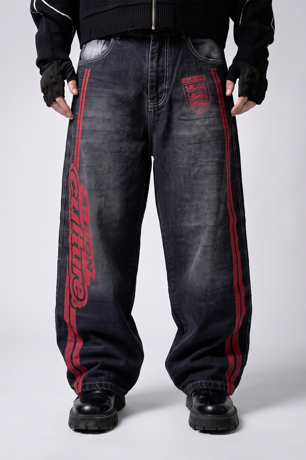 CULT - BAGGY JEANS